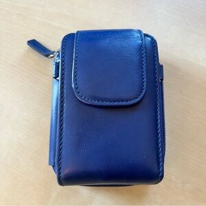 WalletBe Blue Leather Wristlet Clutch or Crossbody Compact Everyday Organizer